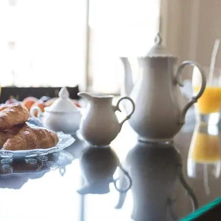 Moonkey - El Mercado Apartment