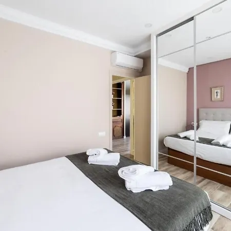 Moonkey - El Mercado Apartment *